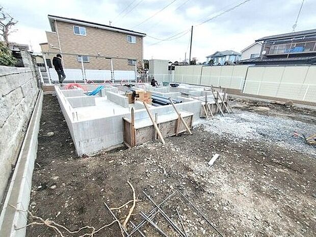 【現地外観写真】資料請求やモデルルームのご見学も即日対応させていただきます。「新築住宅供給戸数日本一」飯田グループホールディングスの物件をぜひ一度見に来てください。お気軽にお問い合わせください。