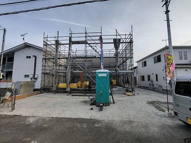 【前面道路含む現地写真】資料請求やご案内も即日対応いたします♪同じ施工例の物件見学や、完成イメージプレゼンテーションも承っております。どのような建物が建つか、間取りの広さは？など気になる点を一つ一つご説明させていただきます。