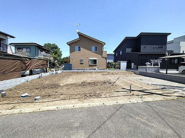 【前面道路含む現地写真】インターネット未公開情報含め飯田グループ直営販売窓口ならではのご提案をさせていただきます。お客様のご希望をもとに市場に流通するすべての物件情報から抽出し、ご紹介＆ご案内いたしております。