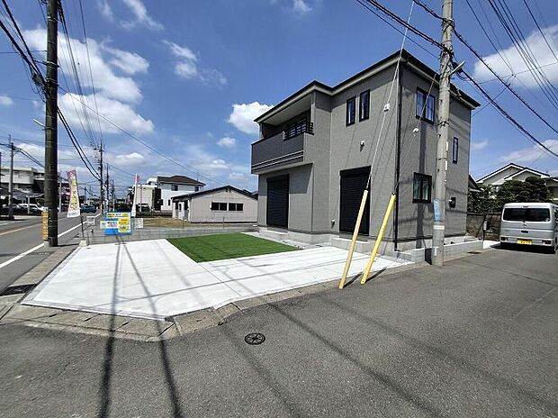 【前面道路含む現地写真】土日のご予約はもちろん、平日やお仕事のお時間に合わせてのご案内も実施しています。まずはお客様のご都合をお伺いさせて頂き、それに合う形で物件のご紹介をさせていただきます。お気軽にお問い合わせください。