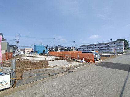 前面道路含む現地写真