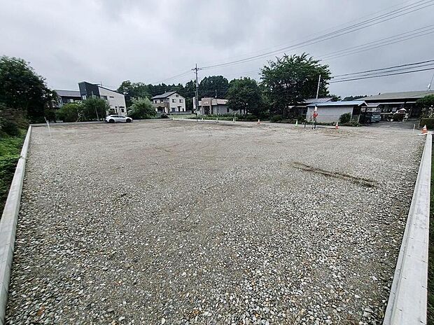 【現地写真】資料請求やご案内も即日対応いたします♪同じ施工例の物件見学や、完成イメージプレゼンテーションも承っております。どのような建物が建つか、間取りの広さは？など気になる点を一つ一つご説明させていただきます。