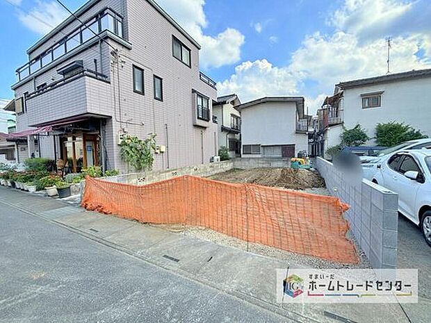 どのような建物が建つか、間取りの広さはどうかなど、気になる点は丁寧にご説明いたします。資料請求やご案内は即日対応いたします。土日や平日、お仕事終わりの時間など、ご都合に合わせてご案内いたします。
