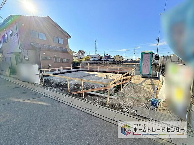 どのような建物が建つか、間取りの広さはどうかなど、気になる点は丁寧にご説明いたします。資料請求やご案内は即日対応いたします。土日や平日、お仕事終わりの時間など、ご都合に合わせてご案内いたします。
