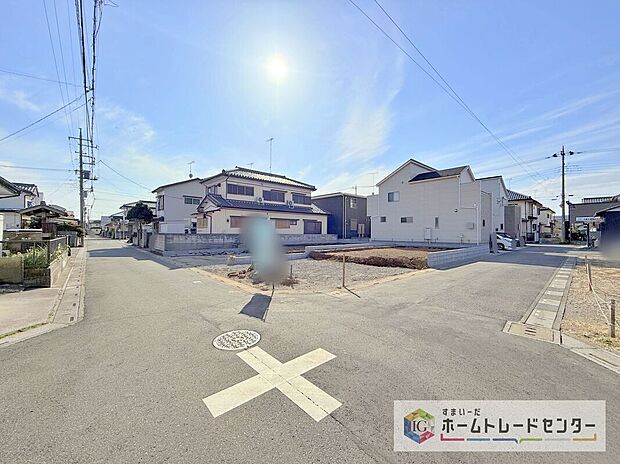 土日のご予約はもちろん、平日やお仕事のお時間に合わせてのご案内も実施しています。まずはお客様のご都合をお伺いさせて頂き、それに合う形で物件のご紹介をさせていただきます。お気軽にお問い合わせください。