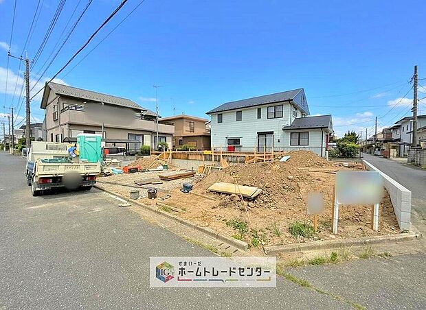 どのような建物が建つか、間取りの広さはどうかなど、気になる点は丁寧にご説明いたします。資料請求やご案内は即日対応いたします。土日や平日、お仕事終わりの時間など、ご都合に合わせてご案内いたします。