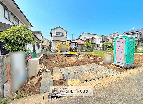 どのような建物が建つか、間取りの広さはどうかなど、気になる点は丁寧にご説明いたします。資料請求やご案内は即日対応いたします。土日や平日、お仕事終わりの時間など、ご都合に合わせてご案内いたします。