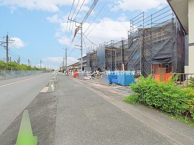どのような建物が建つか、間取りの広さはどうかなど、気になる点は丁寧にご説明いたします。資料請求やご案内は即日対応いたします。土日や平日、お仕事終わりの時間など、ご都合に合わせてご案内いたします。