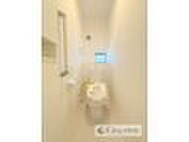 【【トイレ】】暖房機能の付いた便座は冬の寒い日にはあって良かったと本当に思います。もちろん快適で清潔なシャワー機能は標準で備えています。スペースも広くとっているので普段のお掃除もしやすいトイレスペースです。