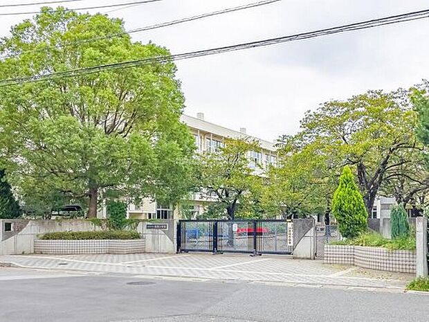 春日部市立豊春小学校（約1,200m）