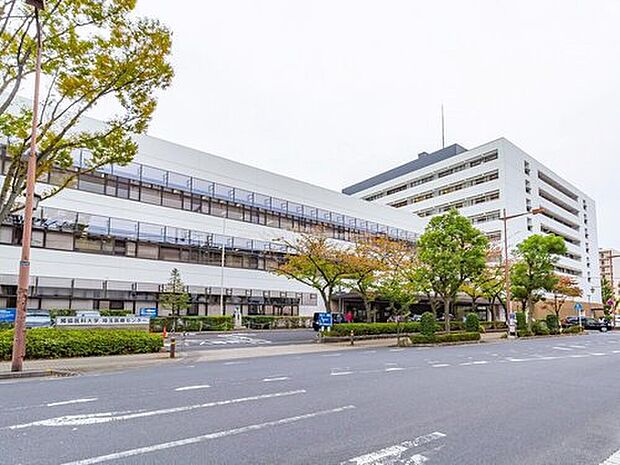 獨協医科大学埼玉医療センター（約2,450m）