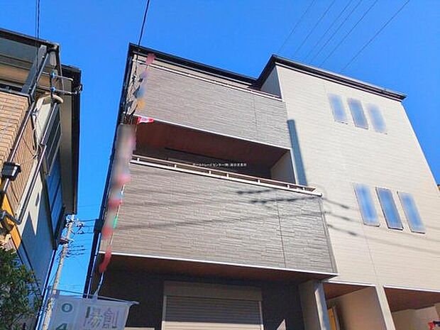 【現地外観写真】土日のご予約はもちろん、平日やお仕事のお時間に合わせてのご案内も実施しています。まずはお客様のご都合をお伺いさせて頂き、それに合う形で物件のご紹介をさせていただきます。お気軽にお問い合わせください。