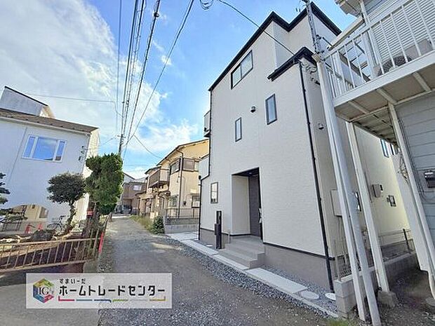 【前面道路含む現地写真】土日のご予約はもちろん、平日やお仕事のお時間に合わせてのご案内も実施しています。まずはお客様のご都合をお伺いさせて頂き、それに合う形で物件のご紹介をさせていただきます。お気軽にお問い合わせください。
