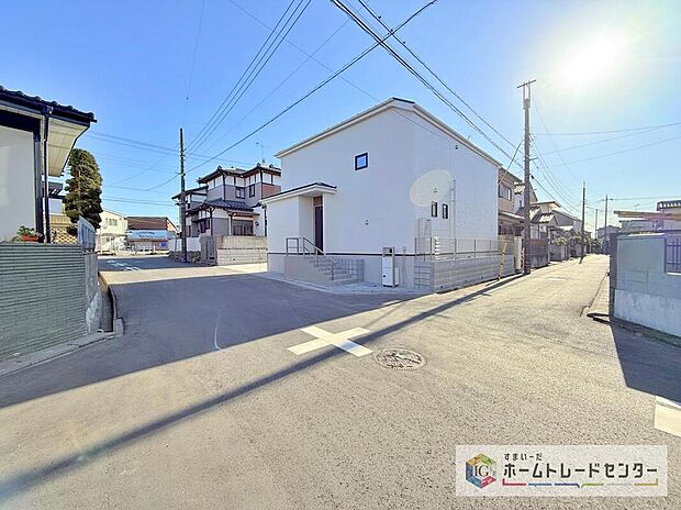 【前面道路含む現地写真】土日のご予約はもちろん、平日やお仕事のお時間に合わせてのご案内も実施しています。まずはお客様のご都合をお伺いさせて頂き、それに合う形で物件のご紹介をさせていただきます。お気軽にお問い合わせください。
