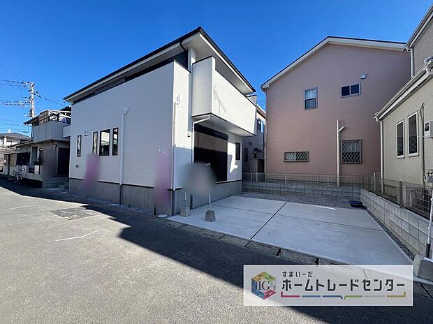 【前面道路含む現地写真】土日のご予約はもちろん、平日やお仕事のお時間に合わせてのご案内も実施しています。まずはお客様のご都合をお伺いさせて頂き、それに合う形で物件のご紹介をさせていただきます。お気軽にお問い合わせください。