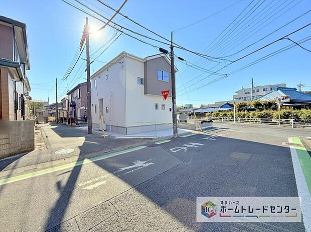 【前面道路含む現地写真】土日のご予約はもちろん、平日やお仕事のお時間に合わせてのご案内も実施しています。まずはお客様のご都合をお伺いさせて頂き、それに合う形で物件のご紹介をさせていただきます。お気軽にお問い合わせください。