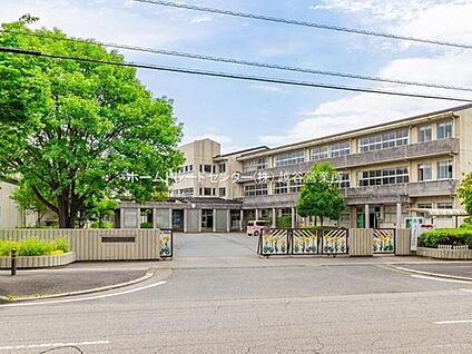 杉戸町立高野台小学校 880m 　(徒歩11分)
