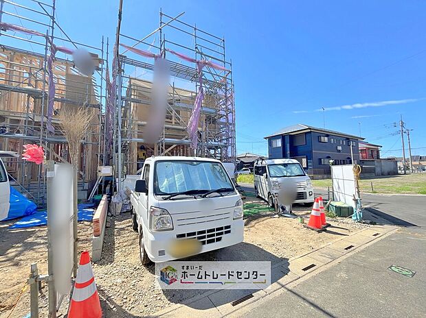 【現地外観写真】資料請求やご案内も即日対応いたします♪同じ施工例の物件見学や、完成イメージプレゼンテーションも承っております。どのような建物が建つか、間取りの広さは？など気になる点を一つ一つご説明させていただきます。