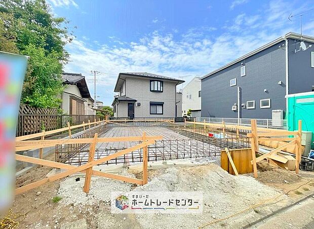【現地写真】資料請求やご案内も即日対応いたします♪同じ施工例の物件見学や、完成イメージプレゼンテーションも承っております。どのような建物が建つか、間取りの広さは？など気になる点を一つ一つご説明させていただきます。
