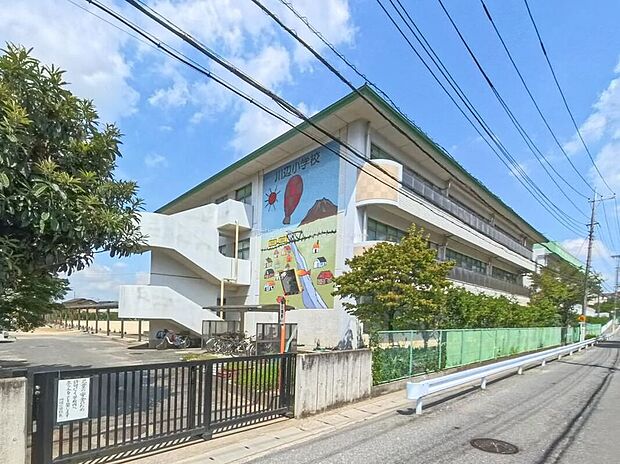 春日部市立川辺小学校(約1,200m)