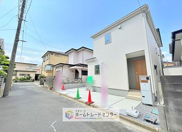 【前面道路含む現地写真】土日のご予約はもちろん、平日やお仕事のお時間に合わせてのご案内も実施しています。まずはお客様のご都合をお伺いさせて頂き、それに合う形で物件のご紹介をさせていただきます。お気軽にお問い合わせください。