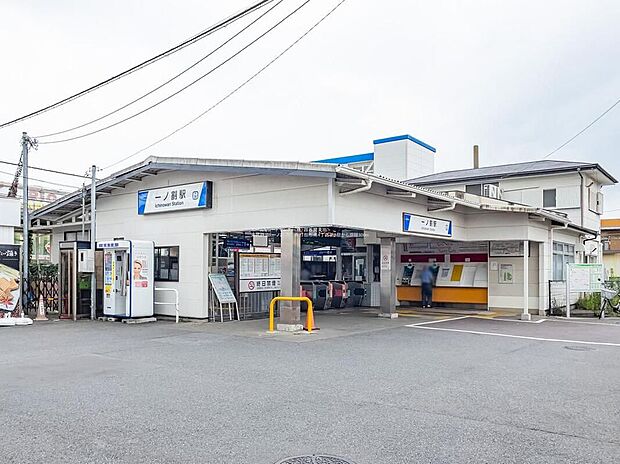 東武伊勢崎線「一ノ割」駅(約420m)