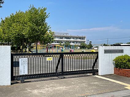 幸手市立吉田小学校 1400m (徒歩18分)
