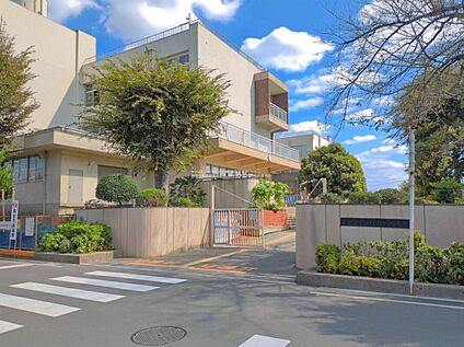 越谷市立大沢北小学校 567ｍ(徒歩8分)