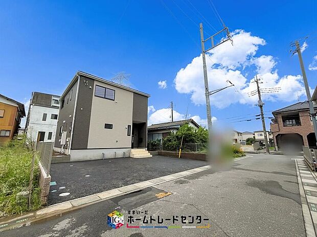 【前面道路含む現地写真】土日のご予約はもちろん、平日やお仕事のお時間に合わせてのご案内も実施しています。まずはお客様のご都合をお伺いさせて頂き、それに合う形で物件のご紹介をさせていただきます。お気軽にお問い合わせください。