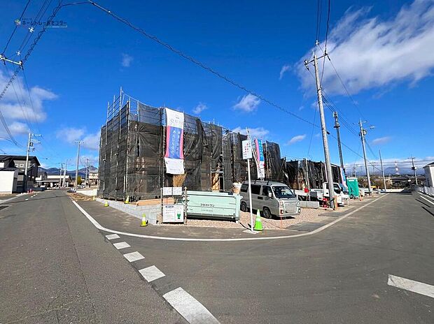 飯田グループホールディングス唯一の販売専門会社のホームトレードセンターの社員が直接、当物件をご案内いたします。見学希望、資料請求等、お気軽にお問い合わせくださいませ♪