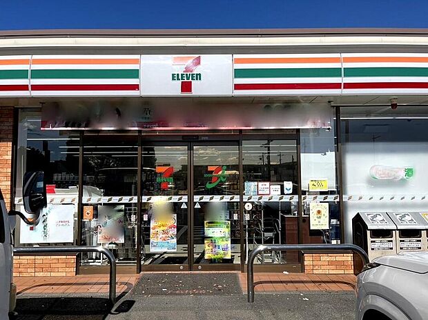 セブンイレブン前橋文京町店まで540m