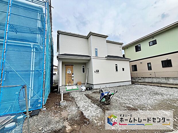 角地ならではの開放感があり、風通しも良好な心地よい住環境です。