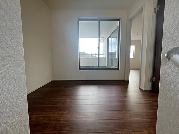 【2階廊下】2号棟