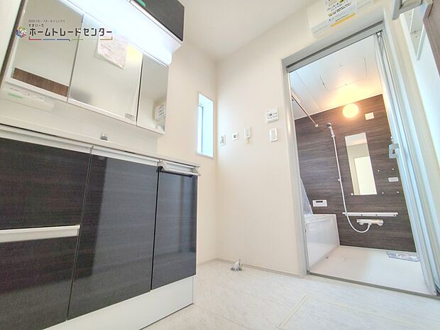 【洗面所】１号棟