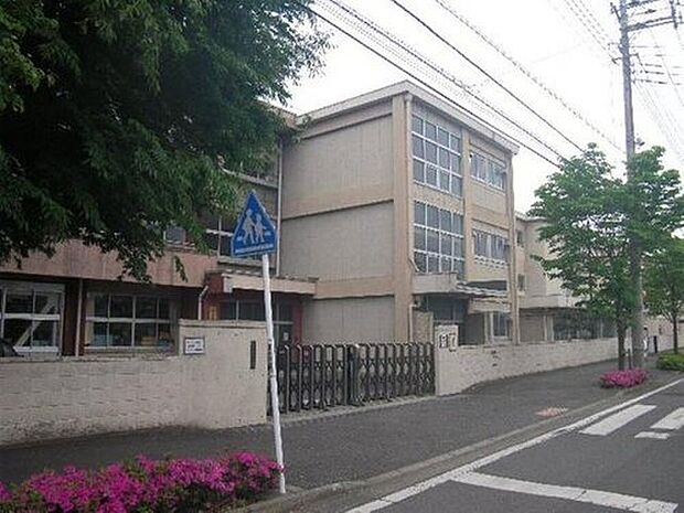 前橋市立桃川小学校（約1,900m）