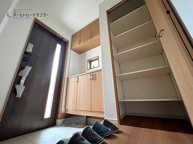 【６号棟玄関】収納たっぷり！いつでも綺麗な玄関を保てます！