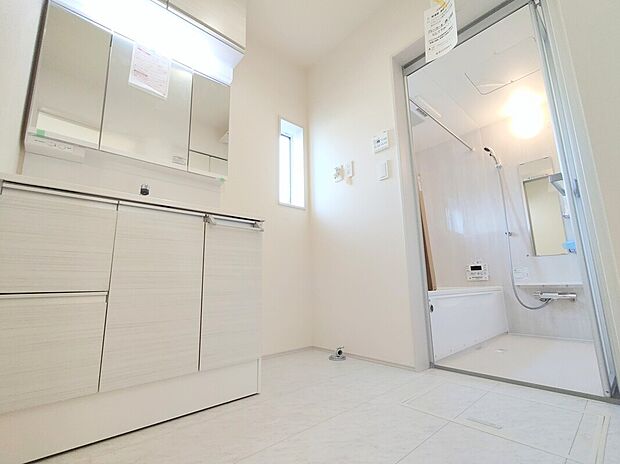 【洗面所】１号棟