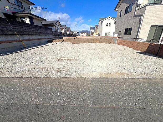 【前面道路含む現地写真】3号棟◆資料送付・ご見学即対応!ご不明点等、スタッフがしっかりと説明させていただきますので、安心して現地をご覧ください♪