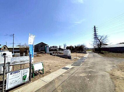 前面道路含む現地写真