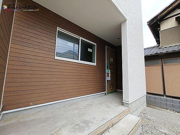 【玄関】◆◇気になった物件すぐにご見学対応させていただきます♪平日・お仕事帰りなど、いつでもご案内可能です♪実際に現地をご覧になりませんか!