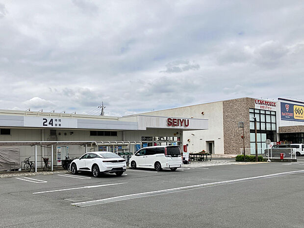 西友吹上店（約864m）