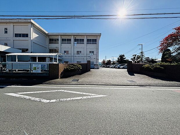 清水町立清水西小学校(約700m)