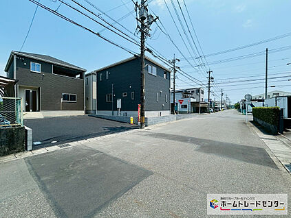 前道路を含む現地外観写真