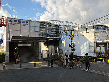 近鉄奈良線「瓢箪山」駅 660ｍ(徒歩約9分)