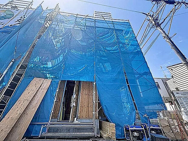 スーパー・コンビニが徒歩圏内！
暮らしに便利な周辺環境が揃っています！