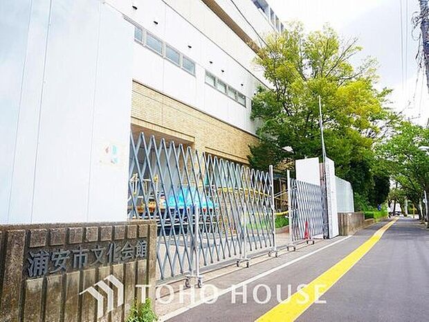 浦安市文化会館（約323m）