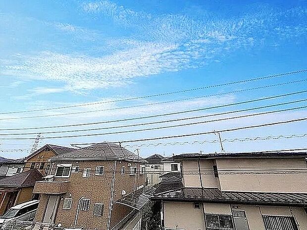 【その他】「眺望」穏やかな街並みを一望しながら、爽やかな風と柔らかく降り注ぐ陽光を感じて頂けます。
