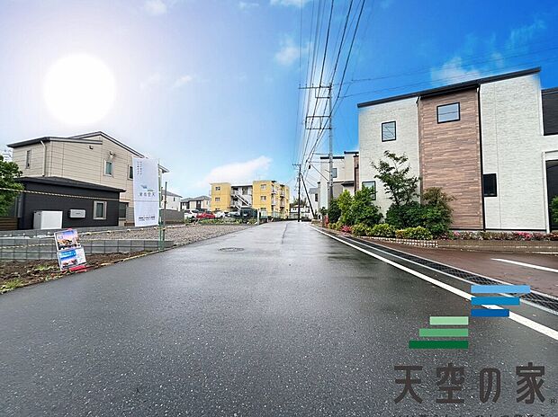 【前面道路】前面道路です。