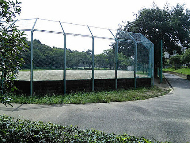 八千代台近隣公園(約800m)