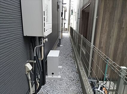 隣地境界・東側